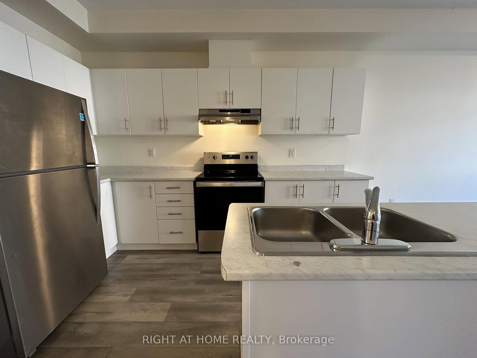 40 Zinfandel Drive, Unit 22 - Photo 10