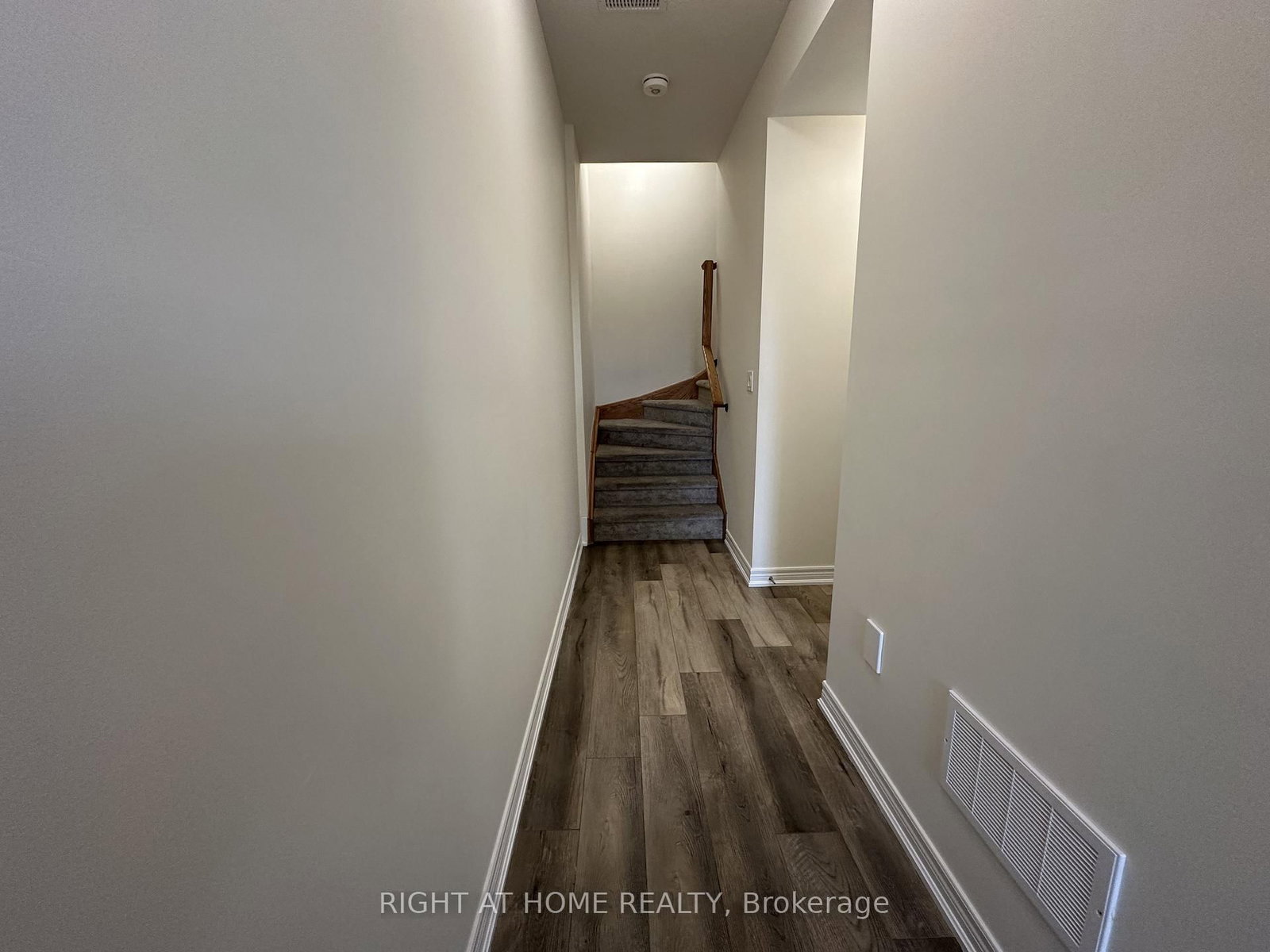 40 Zinfandel Drive, Unit 22 - Photo 5