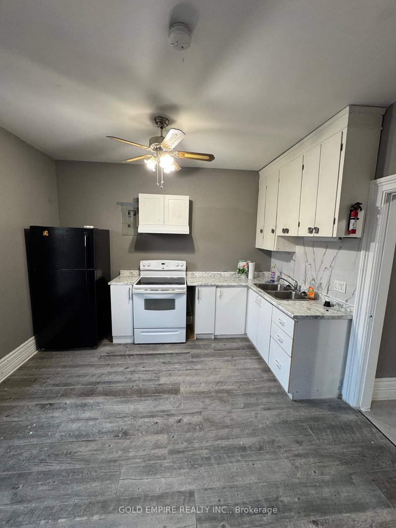 Upper Unit - 777 Little Grey St, London East, N5Z 1P2 | Image 3