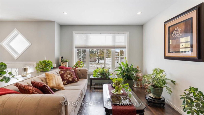 11 Faraday Gdns, Belleville, K8P 5J5 | Image 3