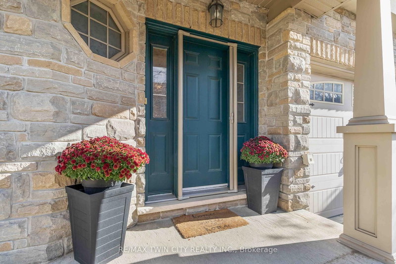 D2 - 12 Brantwood Park Rd, Brantford, N3P 1G2 | Image 3