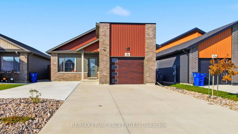 home for sale on 110 Moonstone Crescent