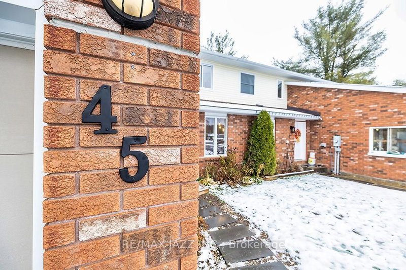 45 Milton St, Bracebridge, P1L 1G9 | Image 3