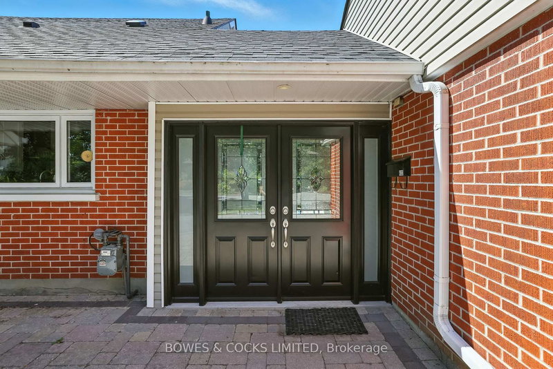 433 Manorhill Ave, Peterborough, K9J 6H7 | Image 3