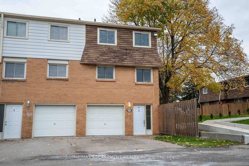 1 - 1025 UPPER GAGE Ave, Hamilton, L8V 4L2 | Image 2