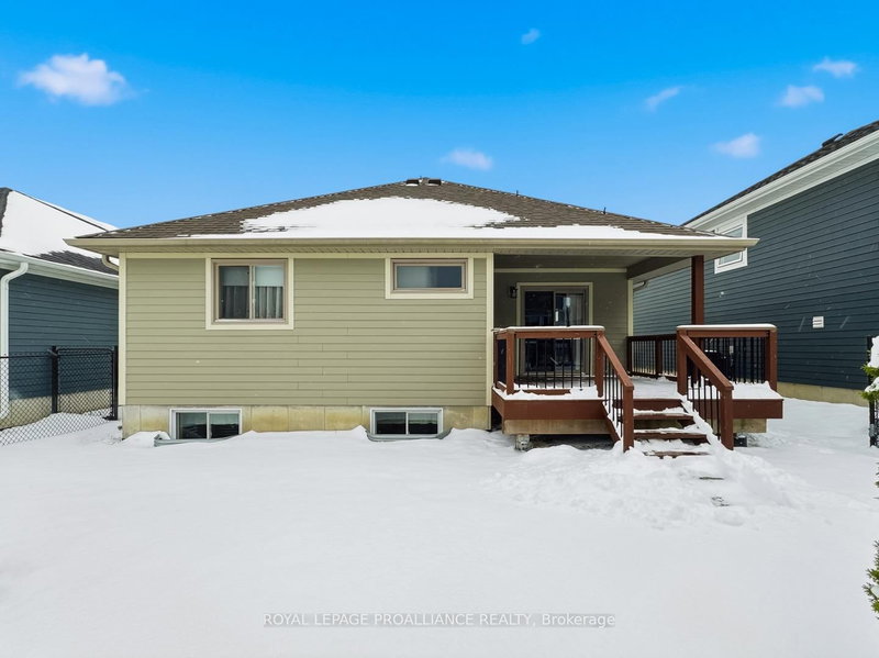 8 Tessa Blvd, Belleville, K8N 4Z5 | Image 2