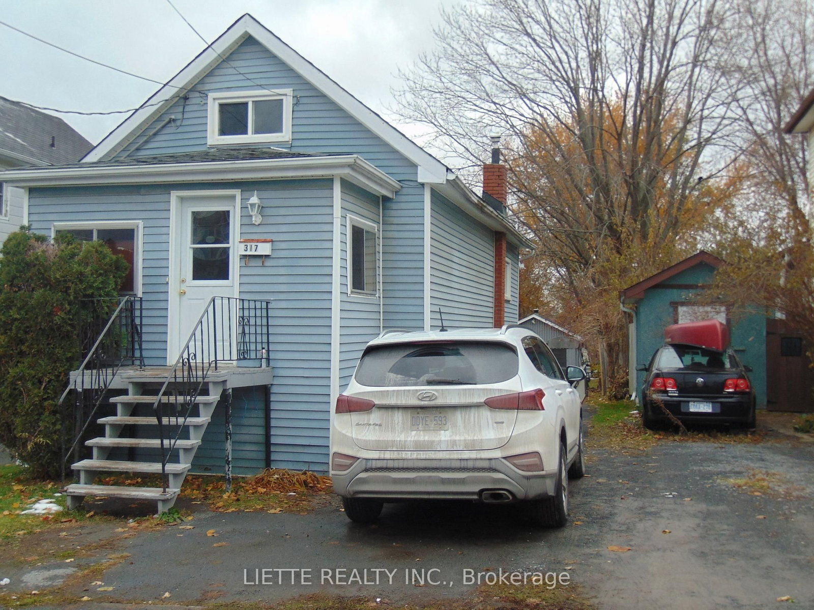 Listing photo 2