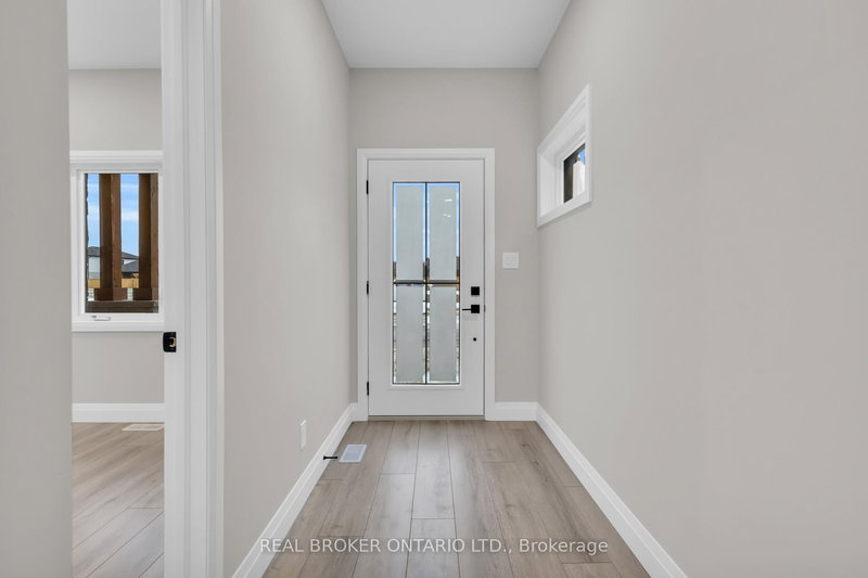 18 - 29 Weymouth St, Woolwich, N3B 0G3 | Image 2