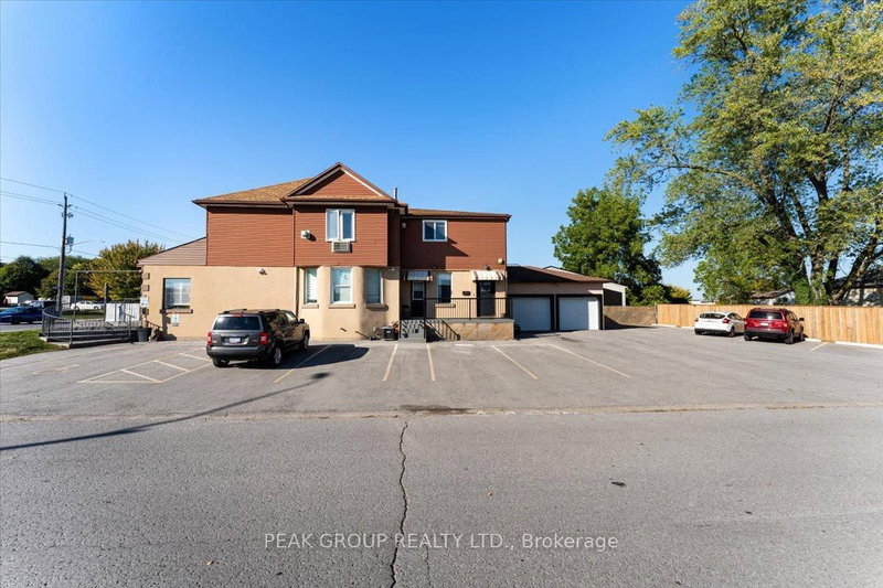 Apartment 2 - 4386 Drummond Rd, Niagara Falls, L2E 6C3 | Image 2