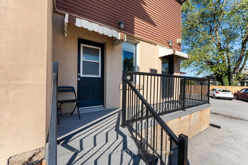 Apartment 2 - 4386 Drummond Rd, Niagara Falls, L2E 6C3 | Image 3