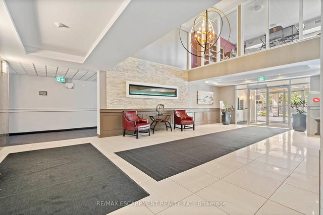 213 - 4644 Pettit Avenue