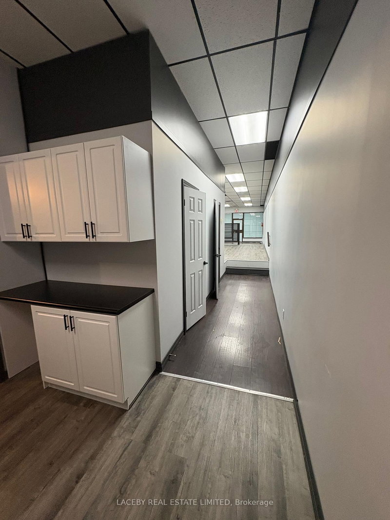 6 - 205 Quigley Rd, Hamilton, L8M 3K8 | Image 2