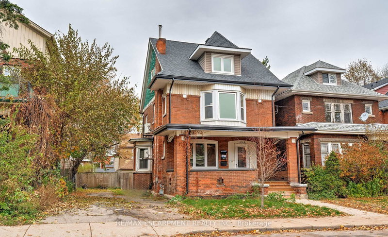 home for lease on UPPER-152 Sanford Avenue S