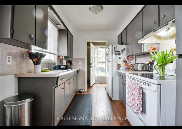 124 Dorchester Boulevard