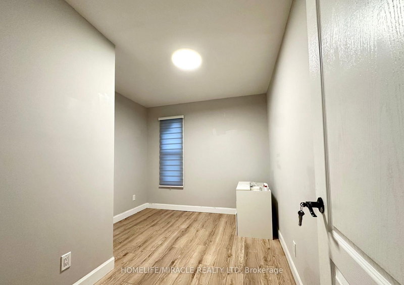 175 Burgar St, Welland, L3B 2T3 | Image 3