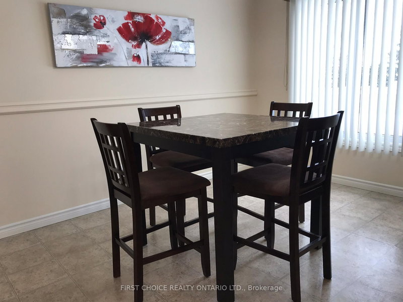 1547 Vercheres St, Ottawa, K1C 7C7 | Image 2