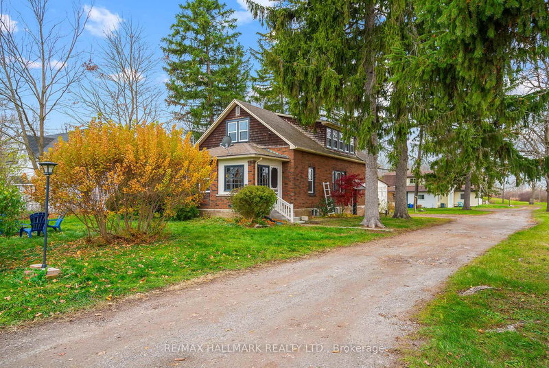 home for sale on 231 Point Abino Road S