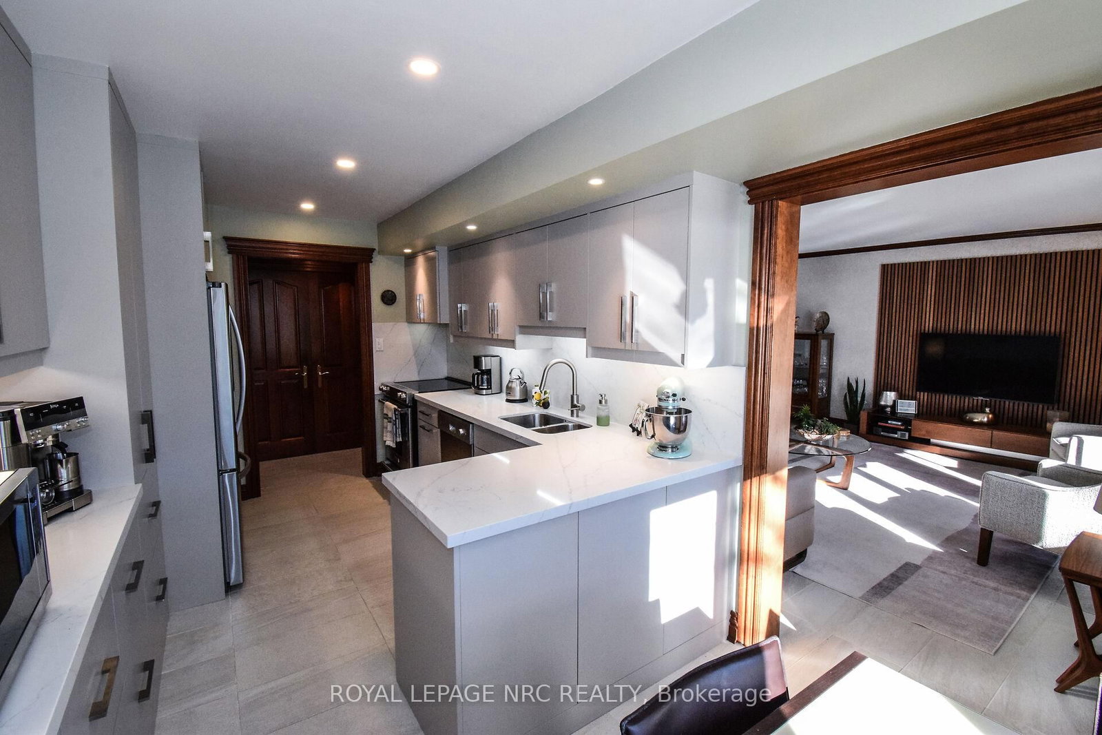 55 Main Street, Unit 303 - Photo 16