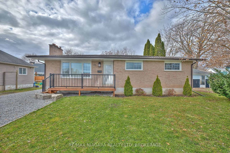 25 Rice Rd, Welland, L3C 2V4 | Image 3