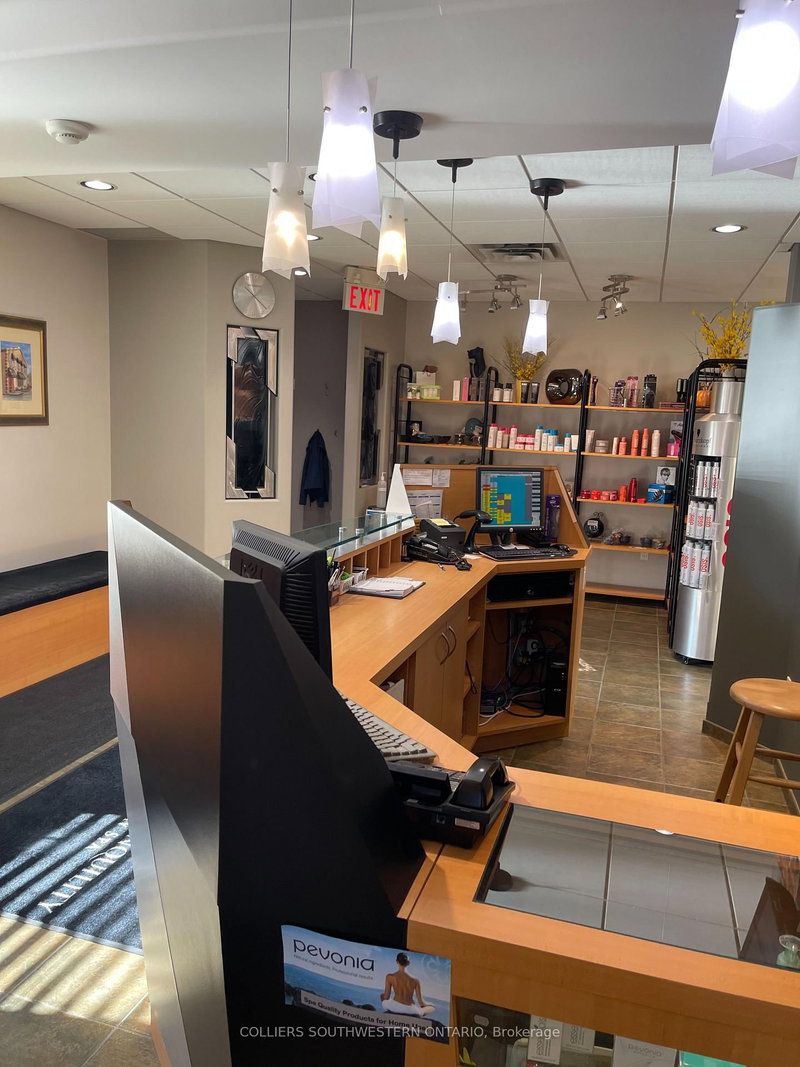 63 Charles St E, Ingersoll, N5C 1J5 | Image 2