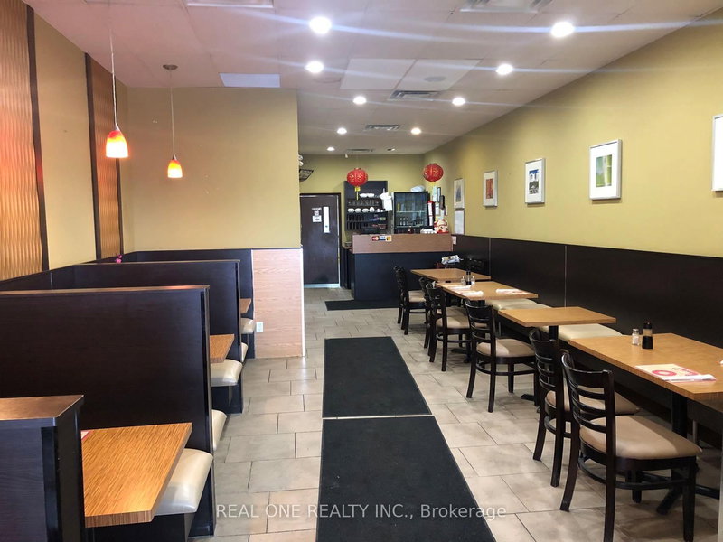 106 - 101 Osler Dr, Hamilton, L9H 4H4 | Image 2