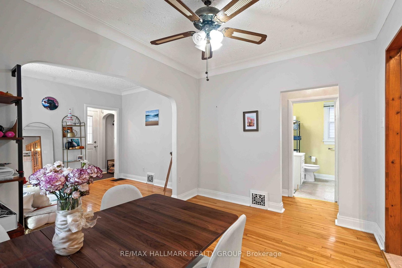 Detached House for sale at 318 Shakespeare Street, Ottawa, Ontario, K1L 5M2 - Vanier - MLS: X12559020