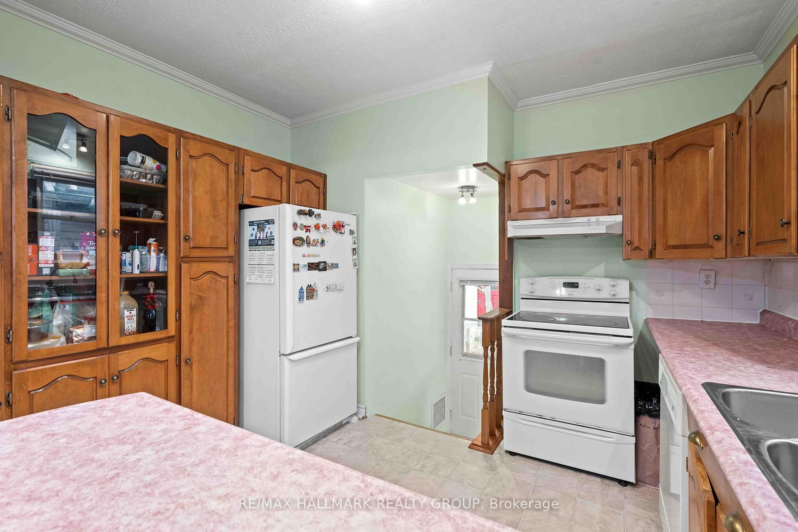 Detached House for sale at 318 Shakespeare Street, Ottawa, Ontario, K1L 5M2 - Vanier - MLS: X12559020