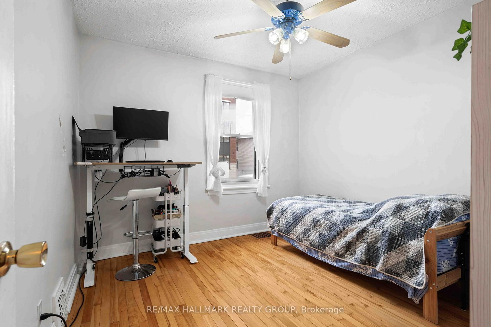 Detached House for sale at 318 Shakespeare Street, Ottawa, Ontario, K1L 5M2 - Vanier - MLS: X12559020