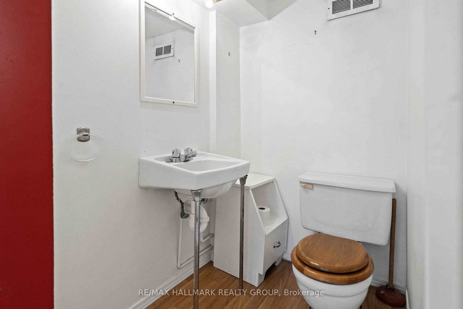 Detached House for sale at 318 Shakespeare Street, Ottawa, Ontario, K1L 5M2 - Vanier - MLS: X12559020