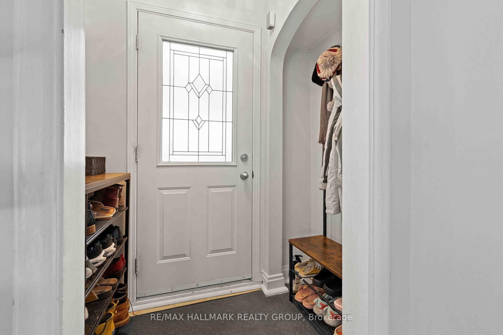 Detached House for sale at 318 Shakespeare Street, Ottawa, Ontario, K1L 5M2 - Vanier - MLS: X12559020