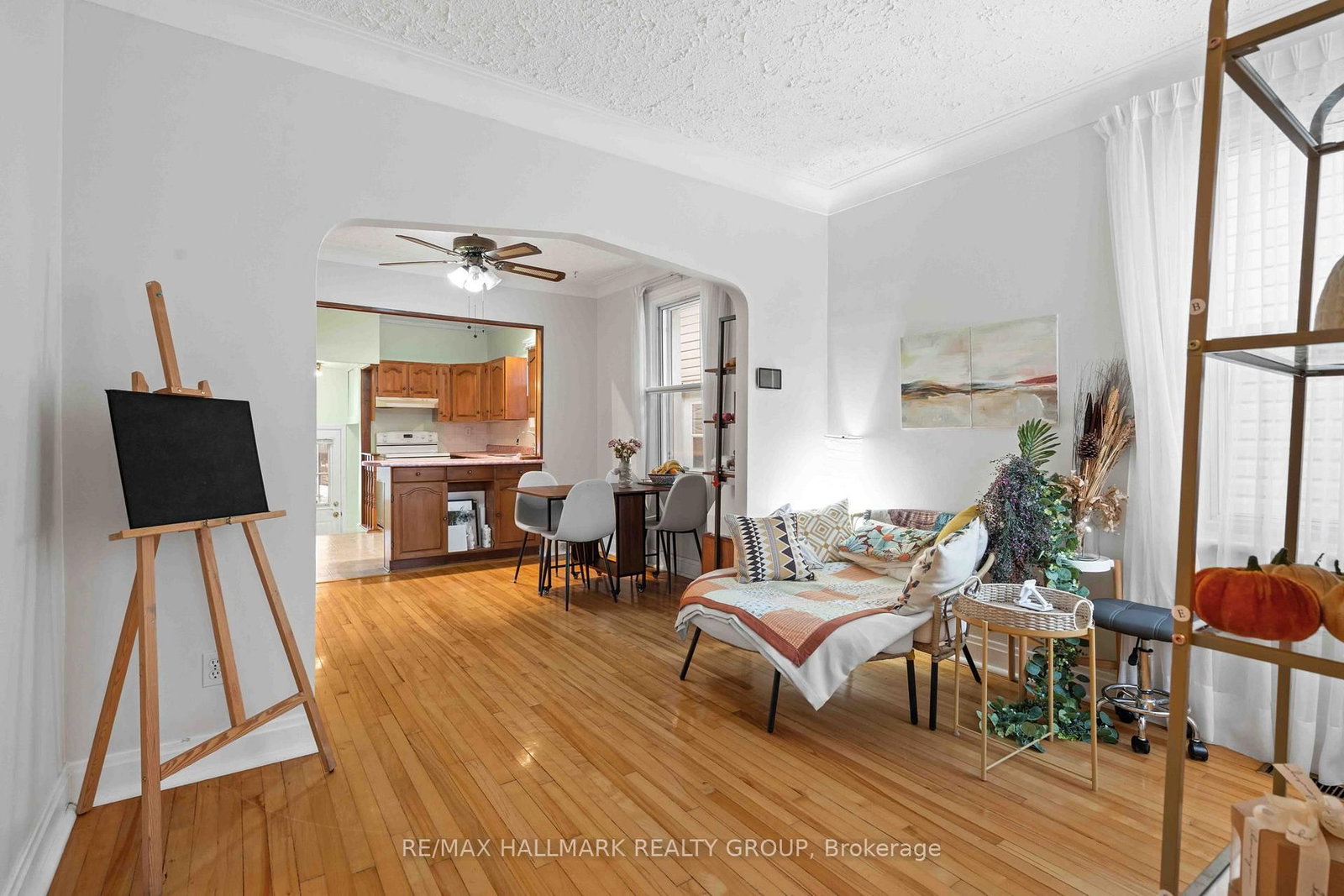 Detached House for sale at 318 Shakespeare Street, Ottawa, Ontario, K1L 5M2 - Vanier - MLS: X12559020