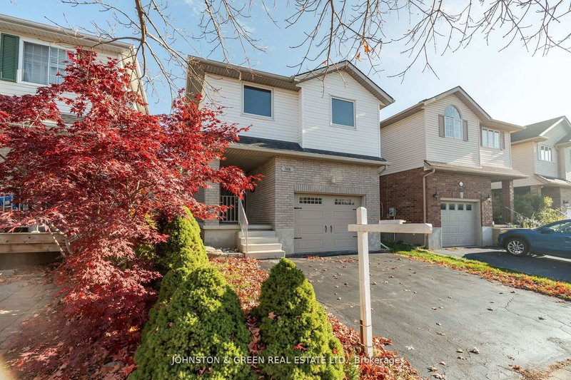 268 Keewatin Ave, Kitchener, N2B 3W4 | Image 3