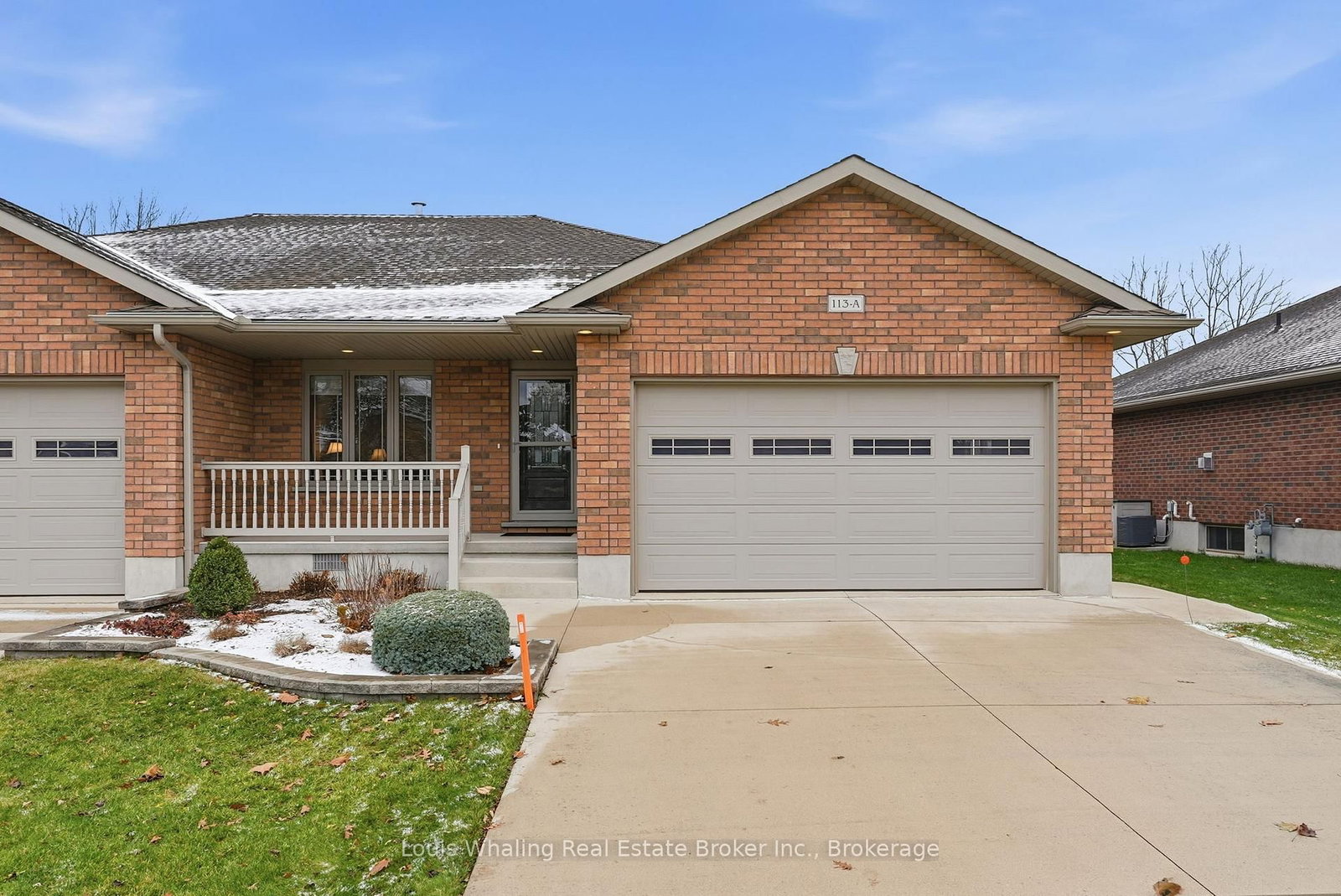 Semi-Detached House sold at 113 A 13th Avenue, Hanover, Ontario, N4N 3V1 - Hanover - MLS: X12559238