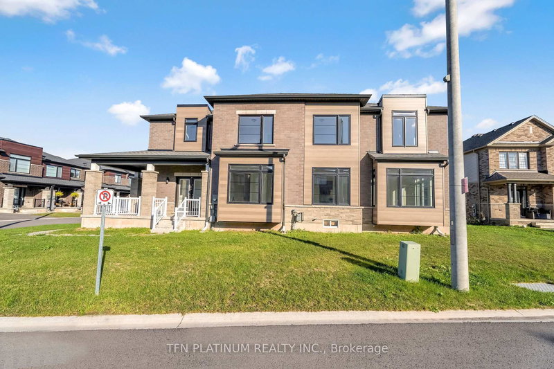 41 Bentgrass Dr, Welland, L3B 0H4 | Image 2