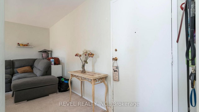 809 - 752 Kipps Lane