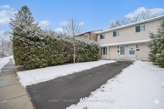 909 Greenbriar Avenue