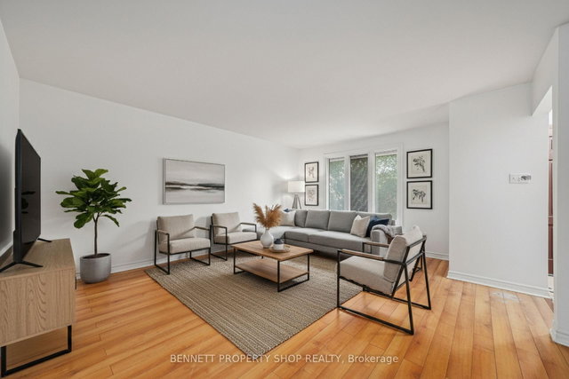 909 Greenbriar Avenue