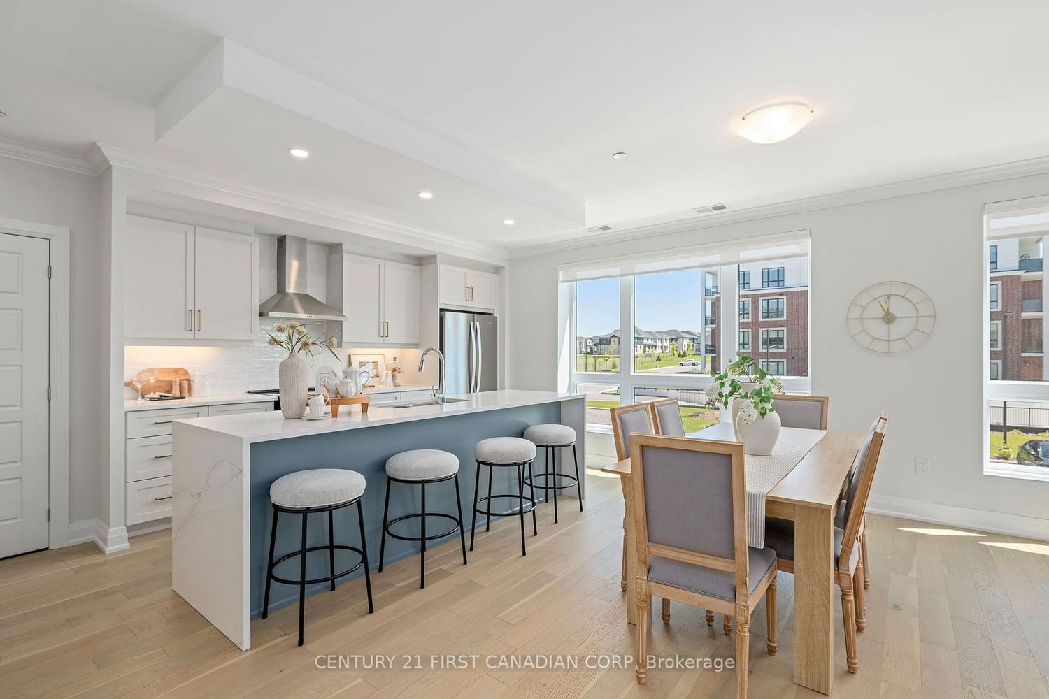 1975 Fountain Grass Drive, Unit 204 - Photo 4