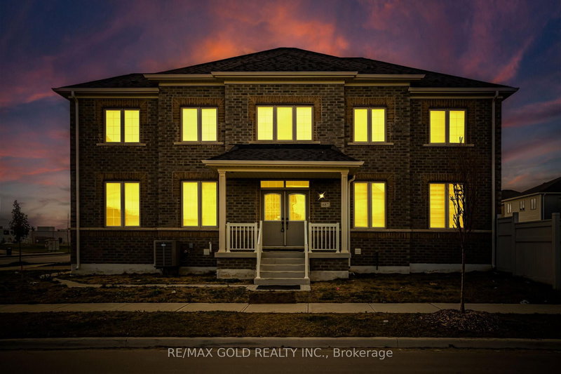 687 Anishinaabe Dr, Shelburne, L6V 3Y5 | Image 2