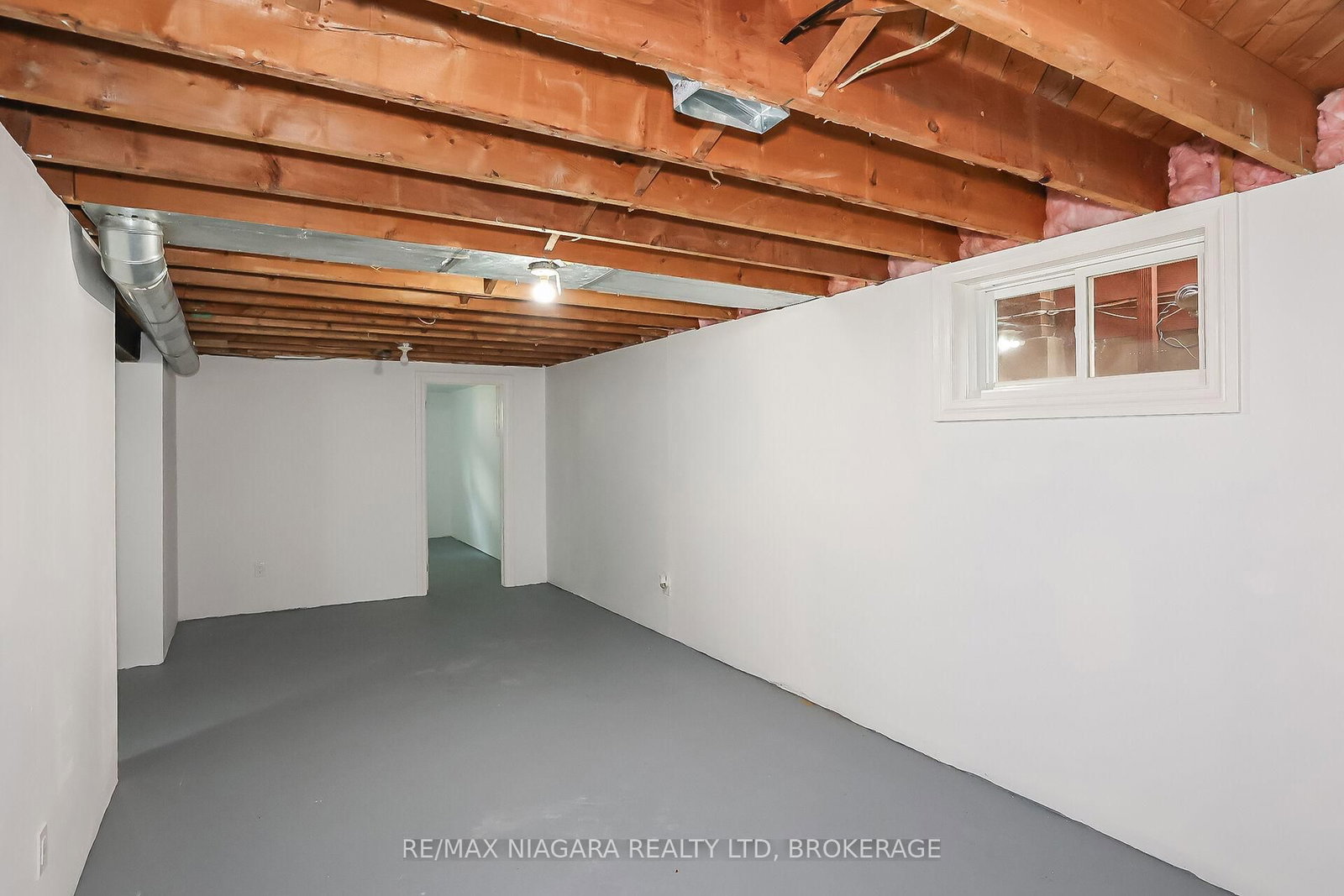 261 Vine Street • St. Catharines, ON photo 28