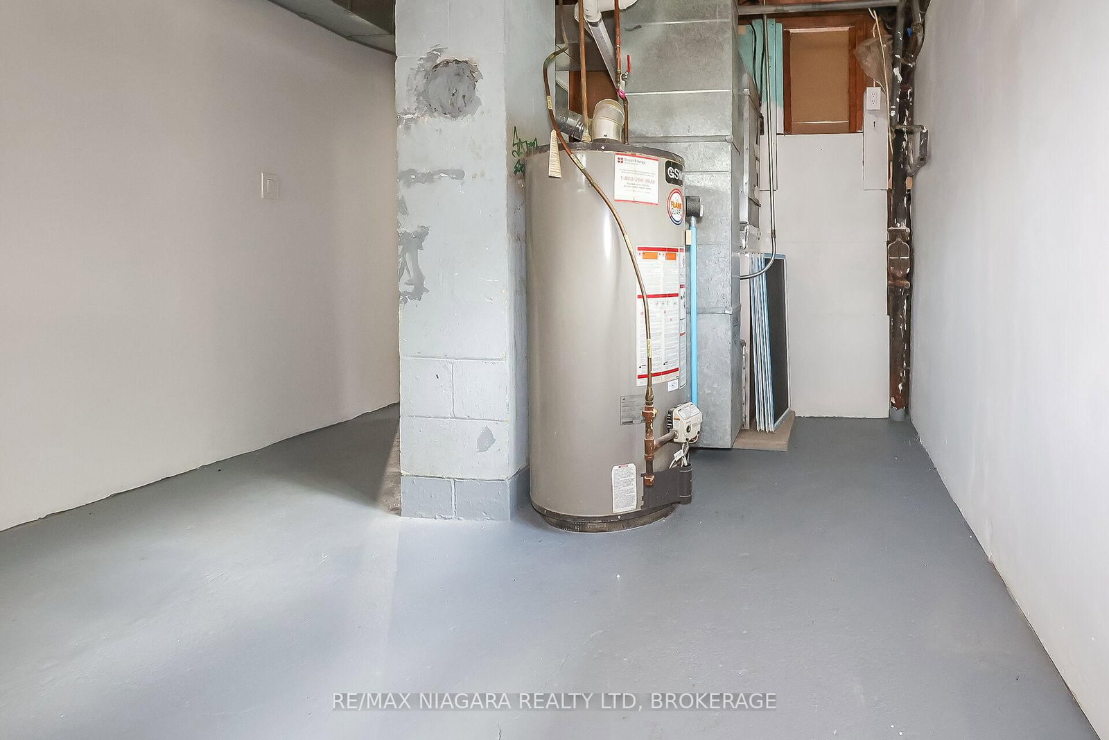 261 Vine Street • St. Catharines, ON photo 32