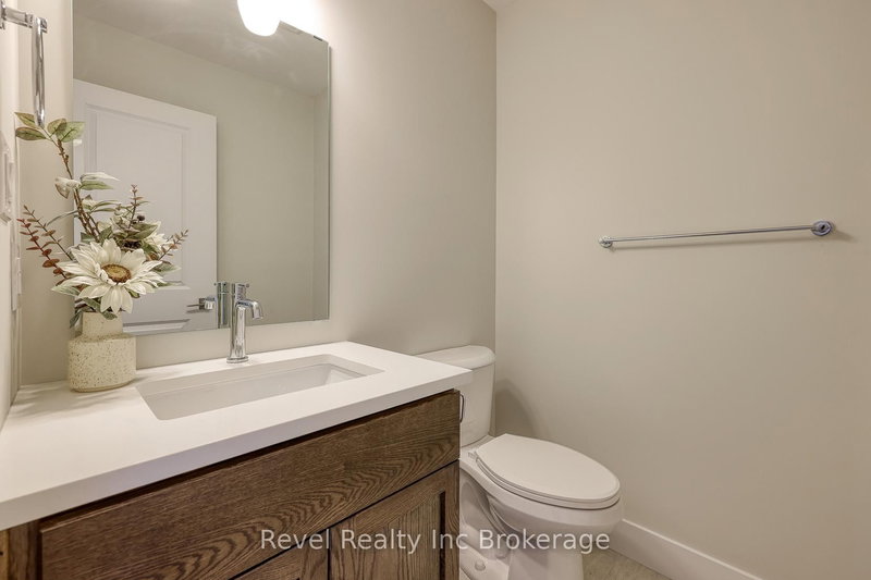 455 Gillespie St, Woodstock, N4S 7V6 | Image 3