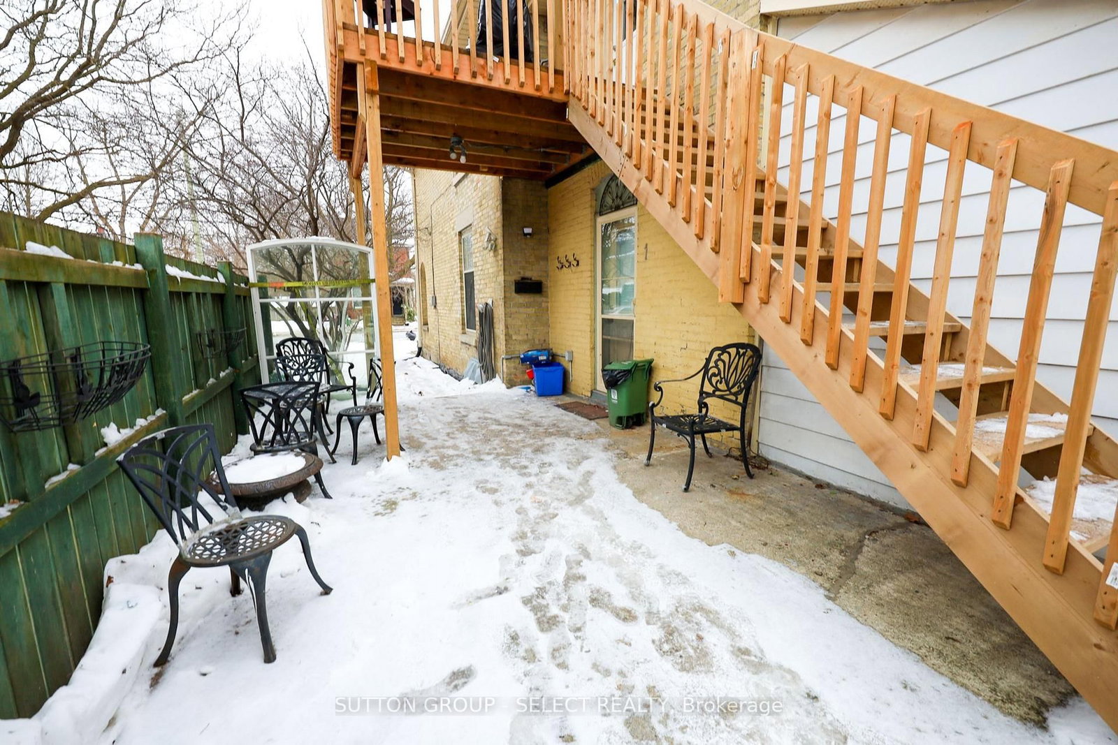 Listing Image 7
