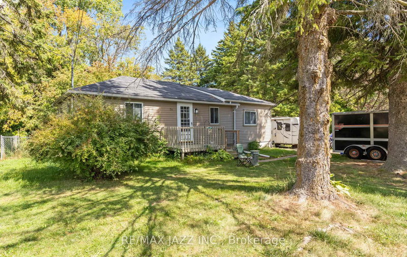 34 Fawcette Ave, Prince Edward County, K0K 2T0 | Image 2