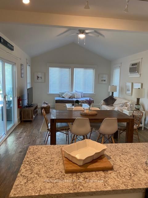 23 Farm View Lane, Prince Edward County, K0K 1P0 | Image 2