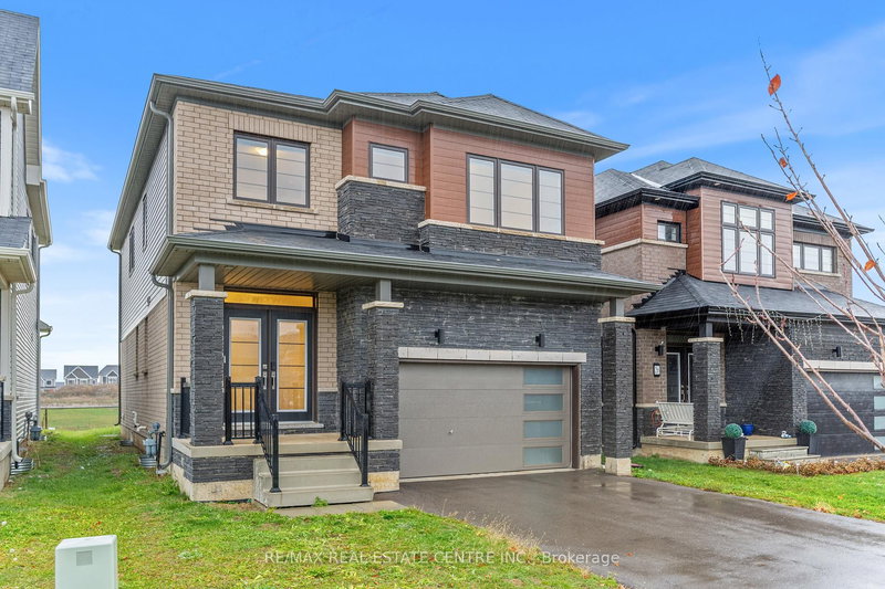 22 Peach St, Thorold, L2E 6S4 | Image 2