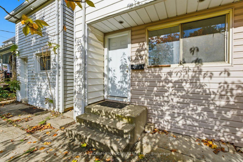 53 1/2-55 Duke St, Brantford, N3T 3T8 | Image 3