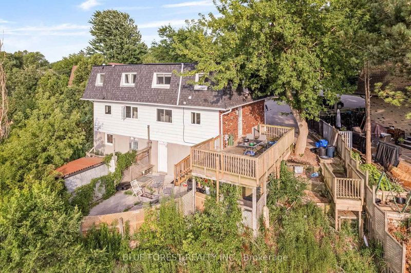 992 Eagle Crt, London South, N5Z 4K6 | Image 3