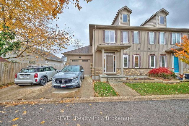 5 - 608 Simcoe Street