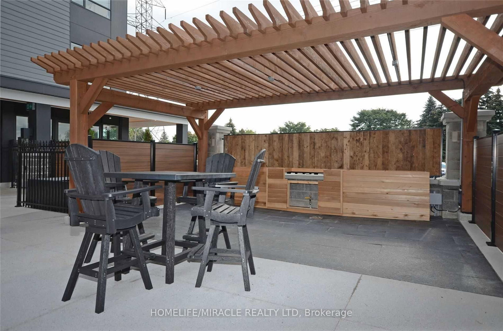 243 Northfield Drive E, Unit 211 - Photo 24